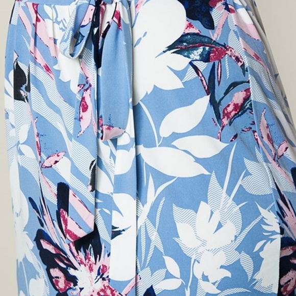 VENUS Floral Print Wrap Dress - Picture 8 of 8